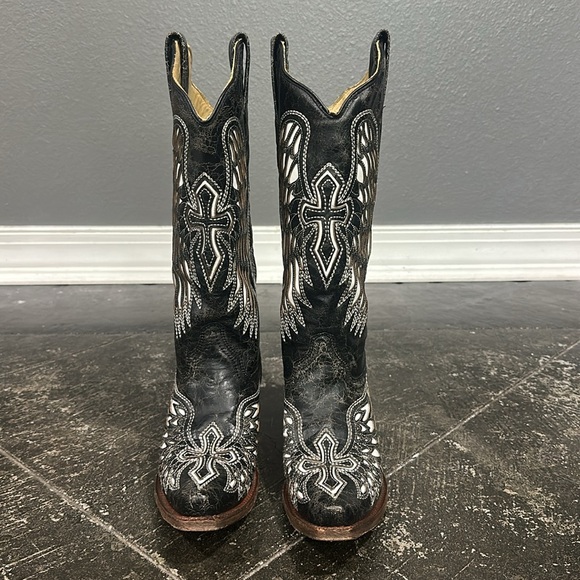 Corral Vintage Series Distressed Leather Wings And Cross Boots 7.5M - Picture 2 of 8